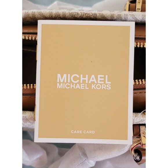 Michael Kors Marilyn Small Crossbody Bag Vanilla Acorn - Picture 8 of 9